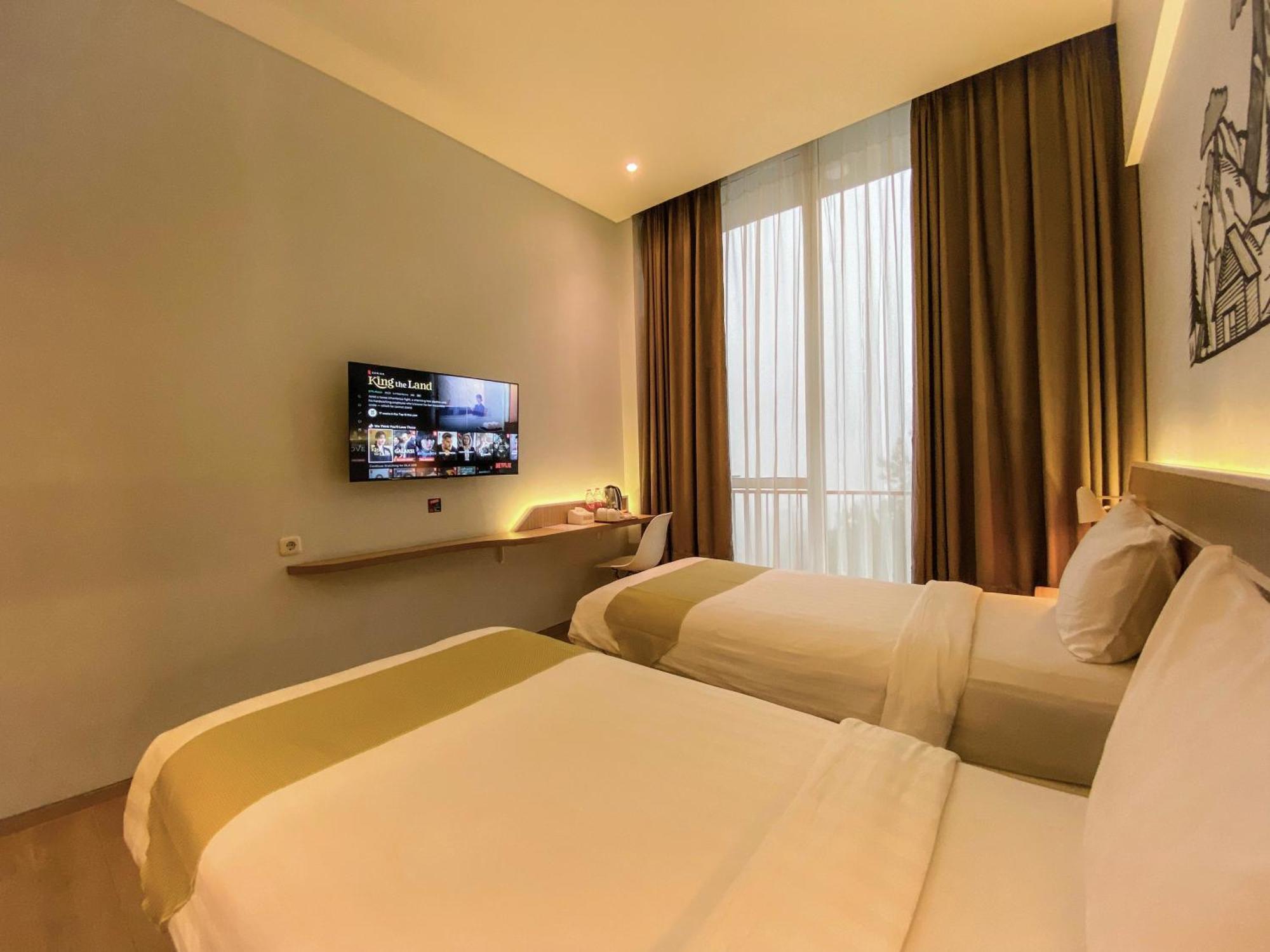 Facade Hotel By Azana Tawangmangu Exterior photo