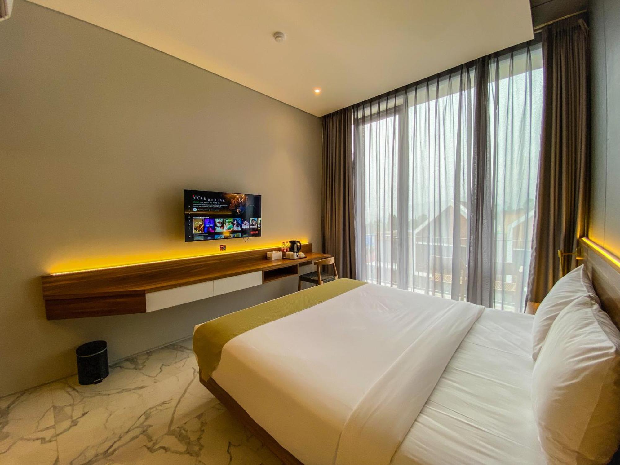 Facade Hotel By Azana Tawangmangu Exterior photo