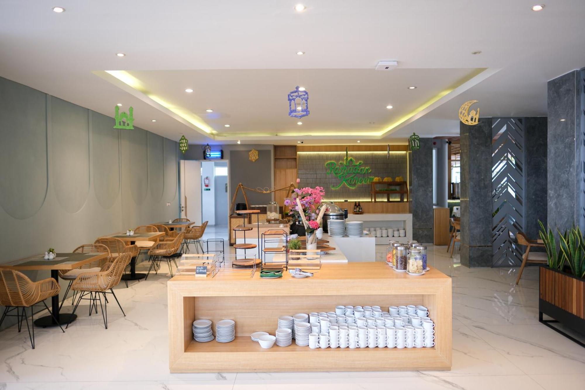 Facade Hotel By Azana Tawangmangu Exterior photo